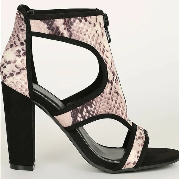 🔥Bamboo Snake Zip Front Cut Out Open Toe Heels - Picture 5 of 6